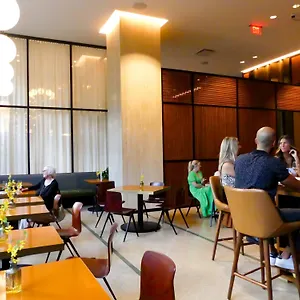 **** Hotel Fairlane Nashville, By Oliver USA