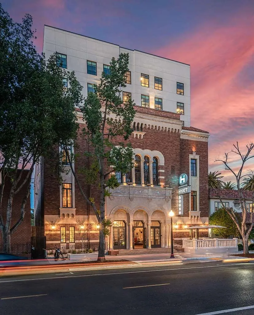 Hyatt House Sacramento-Midtown Hotel
